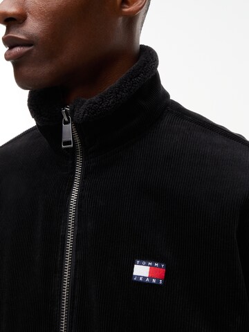 Tommy Jeans Prehodna jakna | črna barva