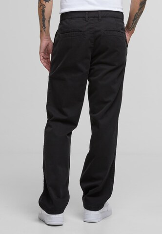 Loosefit Pantaloni chino di Urban Classics in nero