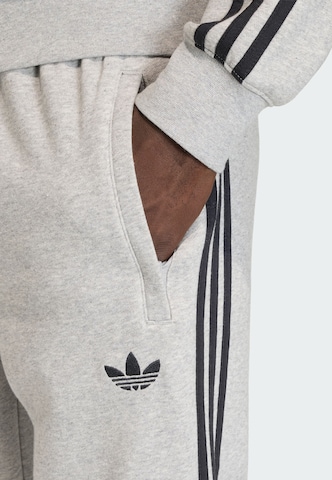 ADIDAS ORIGINALS Tapered Trousers in Grey