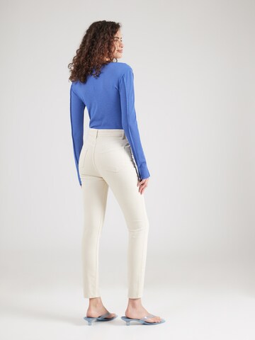 Skinny Jean 'Lucille' ABOUT YOU en blanc