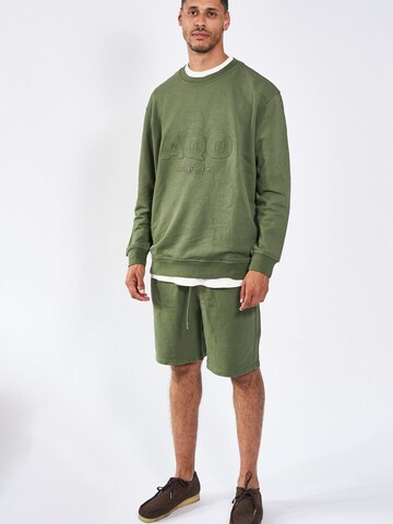 A Question Of (AQO) regular Bukser i grøn