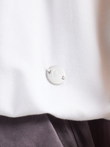 T-shirt 'Mi44nou' ZABAIONE en blanc