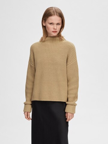 SELECTED FEMME Sweater in Brown: front