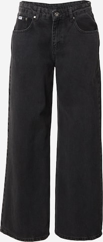 The Ragged Priest Wide leg Jeans in Black: front