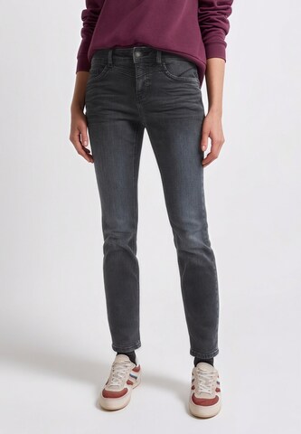 Street One Studio Slim fit Jeans in Black: front