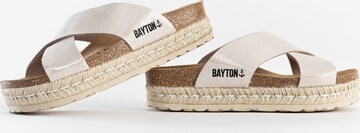 Bayton - Sapato aberto 'Penelope' em bege