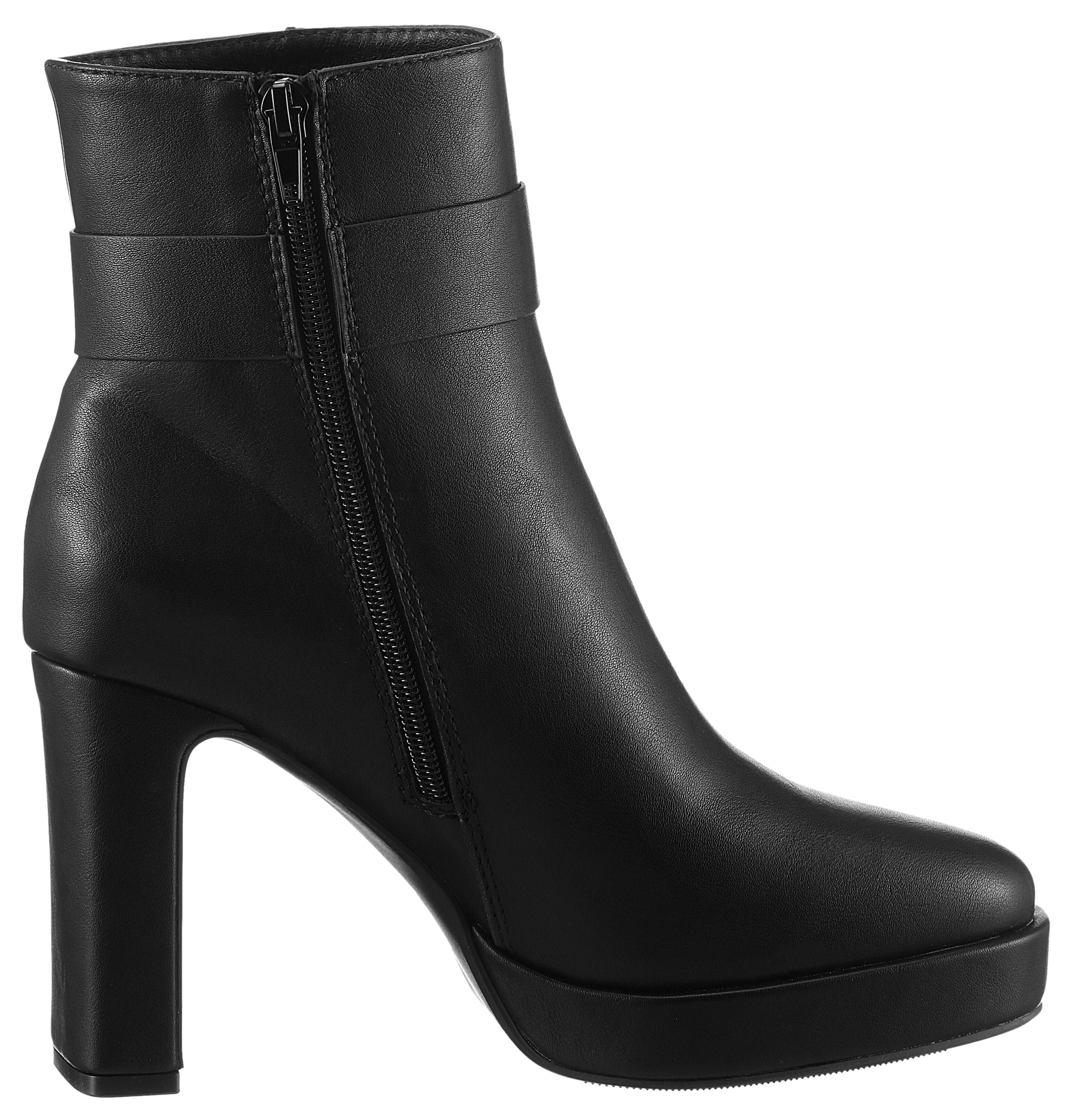 Aniston Ankle Boots in Black