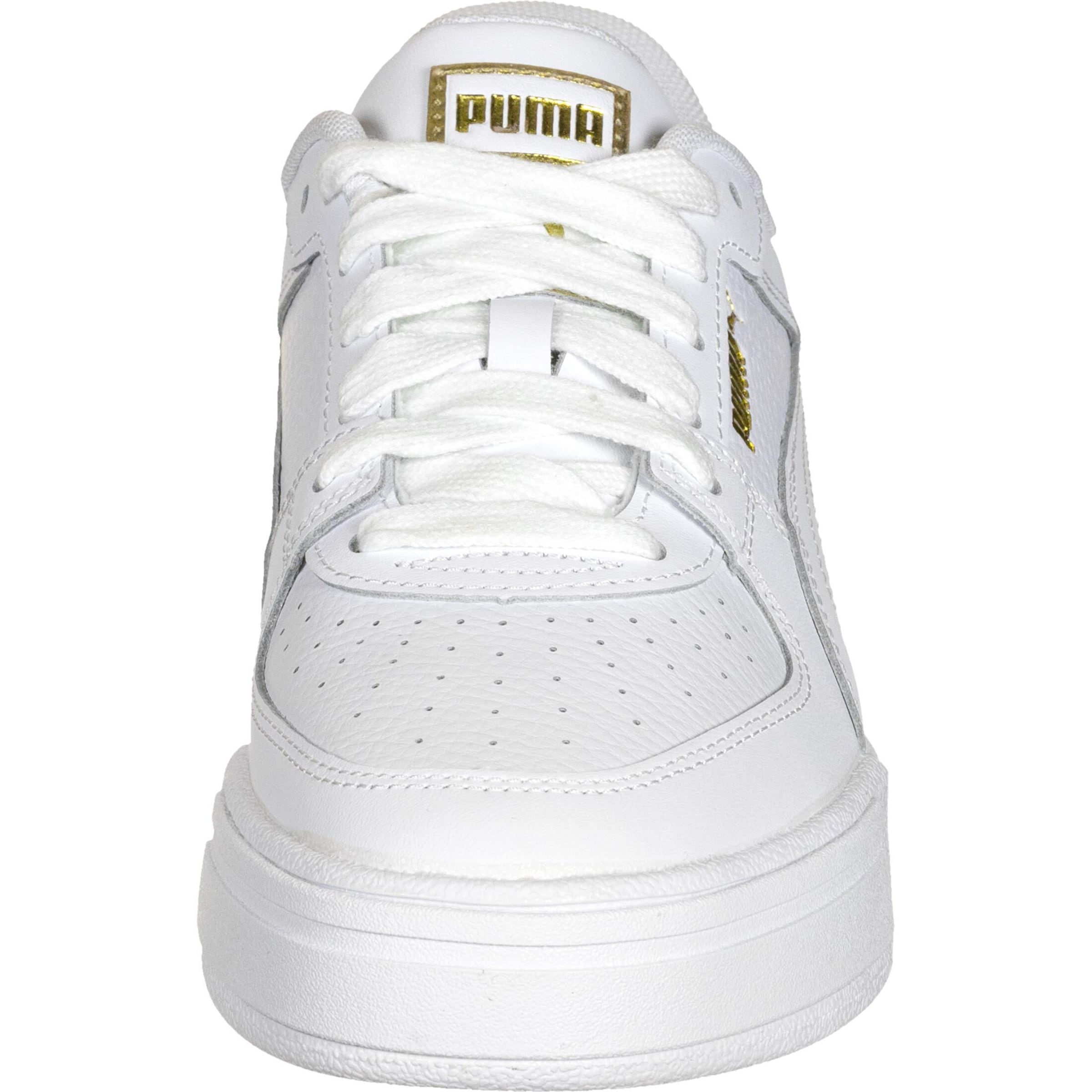 PUMA Trainers in White