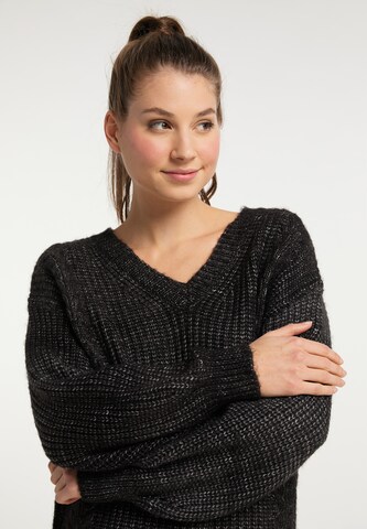 MYMO Sweater in Black