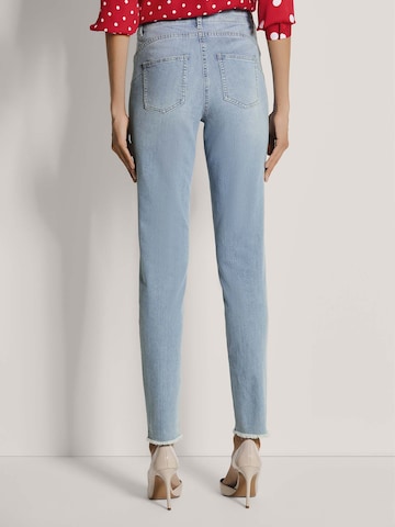 Coupe slim Jean MADELEINE en bleu