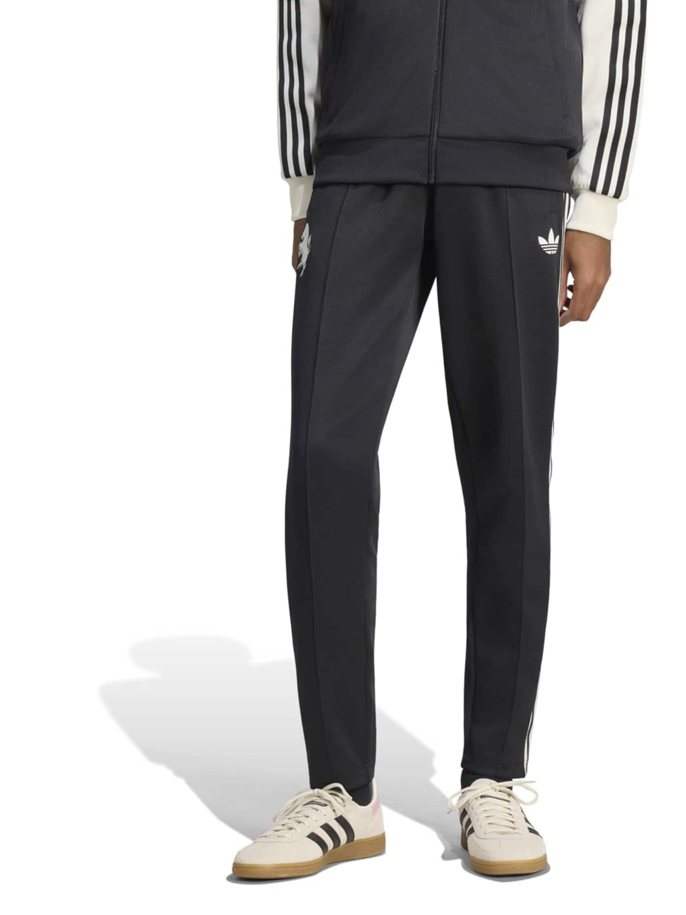 ADIDAS PERFORMANCE Конический (Tapered) Спортивные штаны 'JUVE OG2' в Черный: спереди