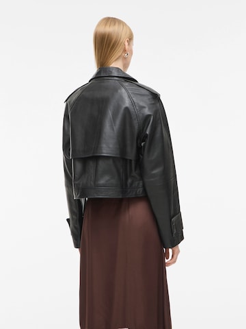 ROUGE EDIT Tussenjas in Zwart