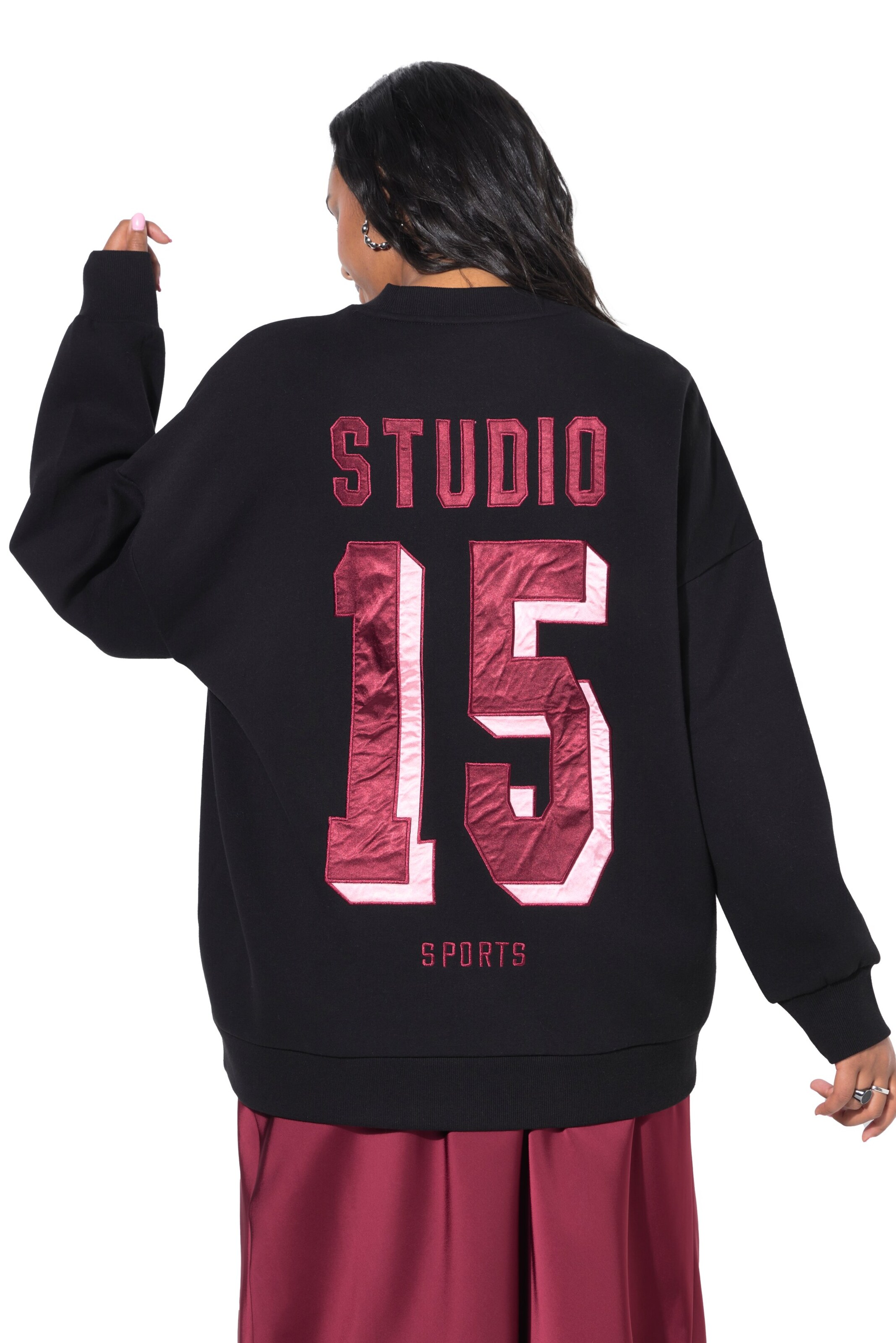 Studio Untold Sweatshirt in Black