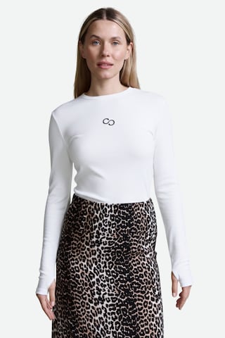 Cotton Candy Shirt in Wit: voorkant