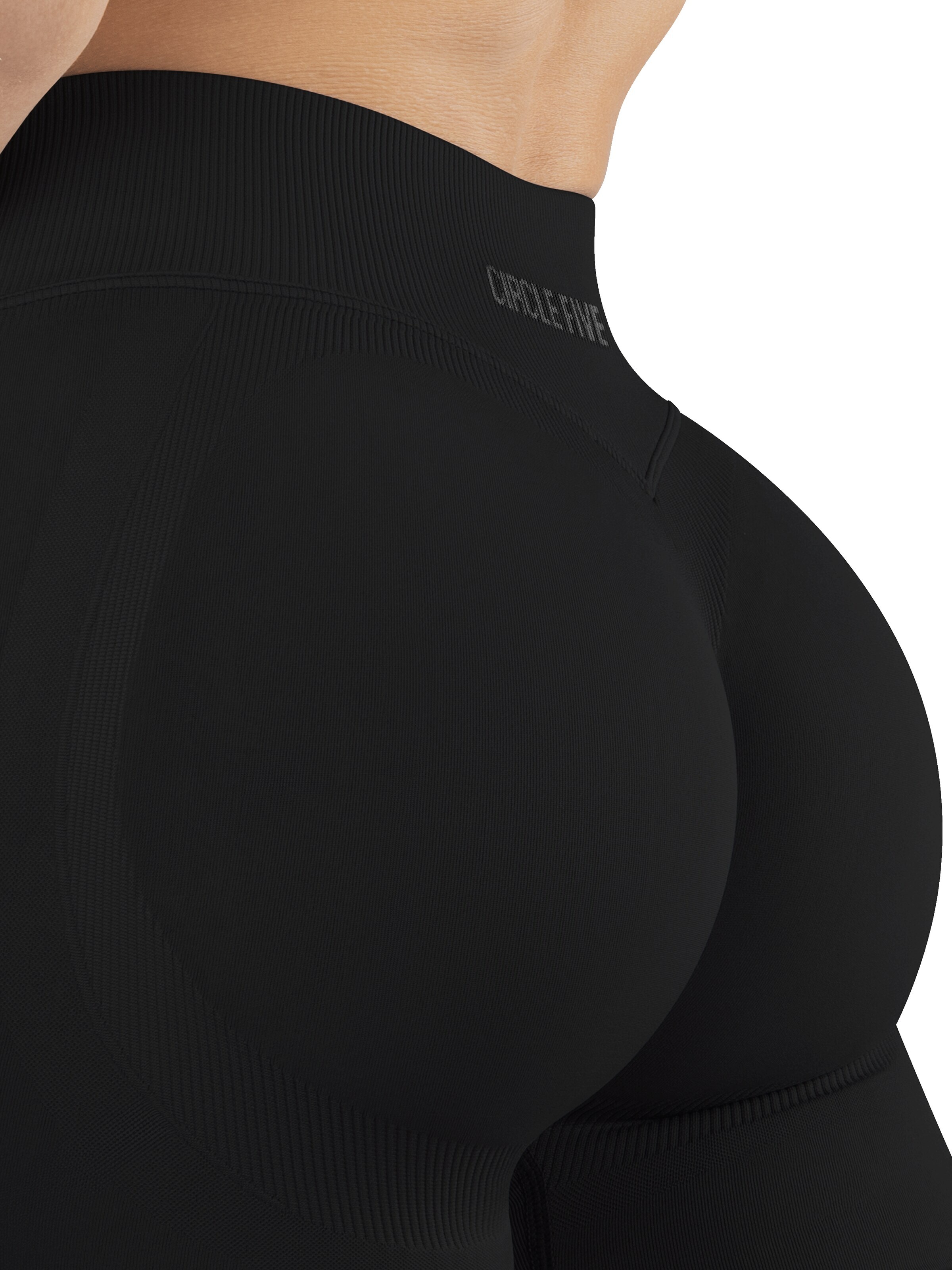 Circle Five Sports suit 'Scrunch Shape Trainings-Set (Push-Up Leggings, Zipper Shaping Jacke und Medium Support Sport-BH)' in Black