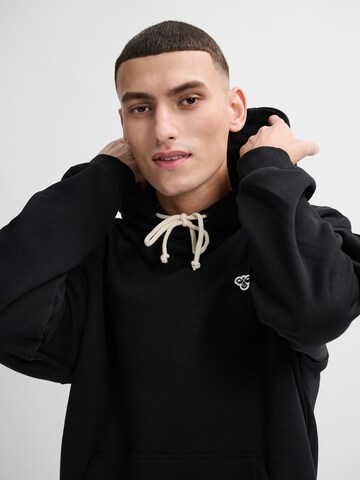 Hummel Sweatshirt 'Bee' in Black