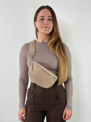 lePelou - Riñonera 'ARIA medium' en beige