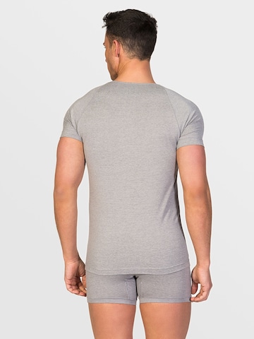 zd ZERO DEFECTS Unterhemd 'V-Neck T-Shirt Egiptian Cotton' in Grau