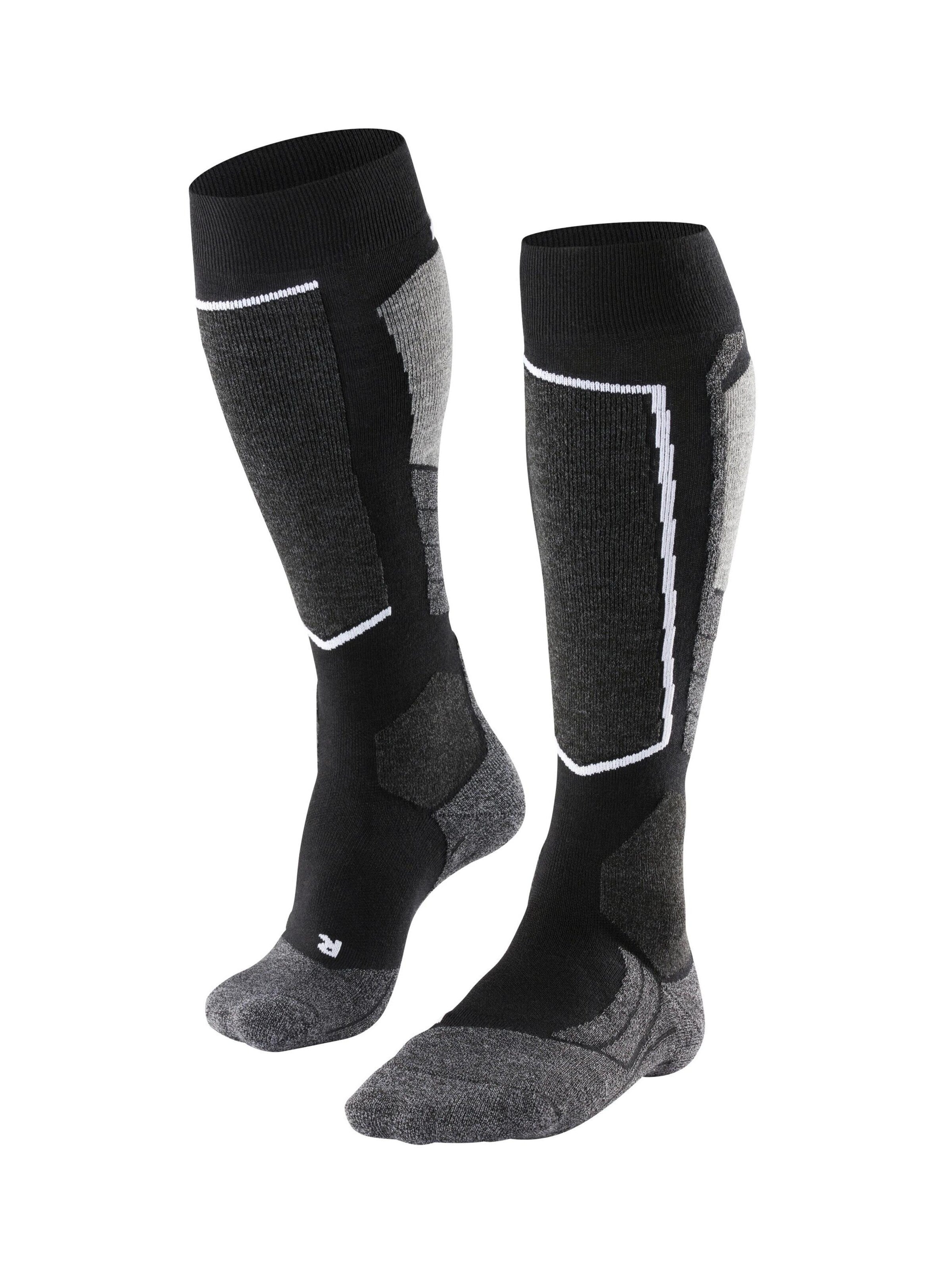 FALKE Athletic Socks 'SK2 Intermediate' in Black: front