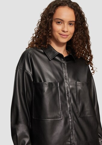 QS Between-season jacket in Black