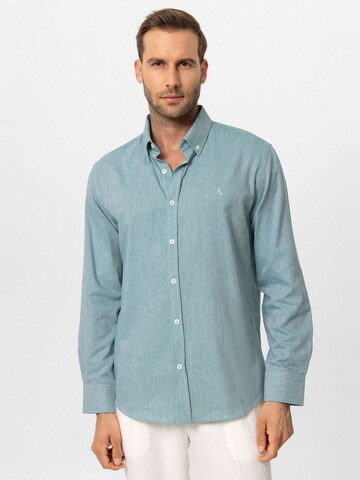 Antioch Regular fit Button Up Shirt in Green: front