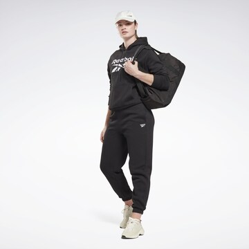 Reebok Sweatshirt in Schwarz