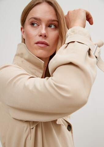 Manteau mi-saison comma casual identity en beige