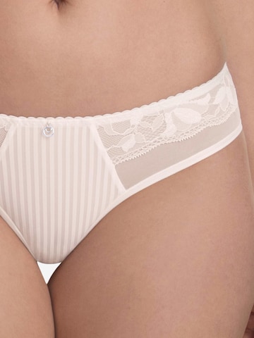 ROSA FAIA String 'Sita'‌ in Beige