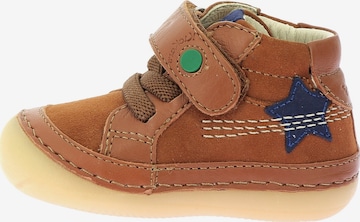 Kickers - Zapatillas deportivas en marrón: frente