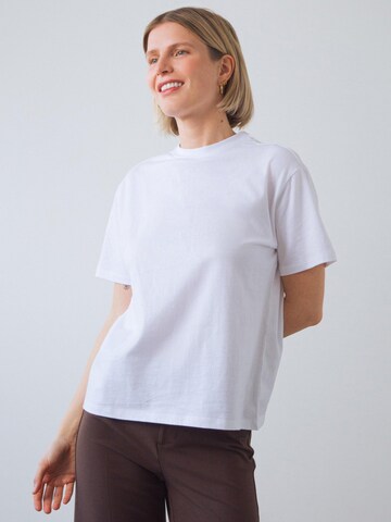 Maglia extra large di Honest Basics in bianco