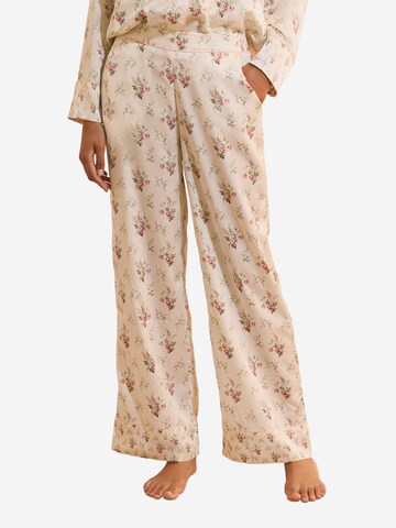 Pantaloncini da pigiama 'Artlight' di ETAM in beige: frontale