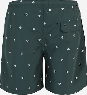 Urban Classics Badshorts i grön