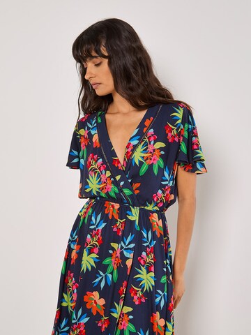 Robe ' ' Apricot en bleu