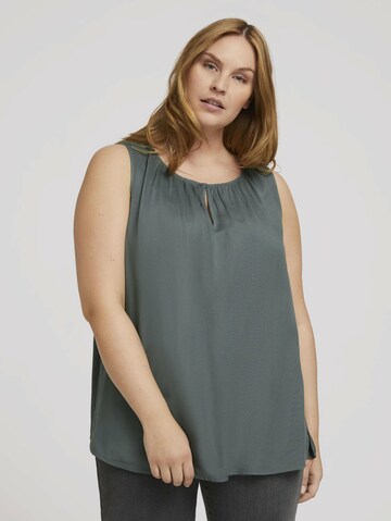 Tom Tailor Women + Blouse in Green: front