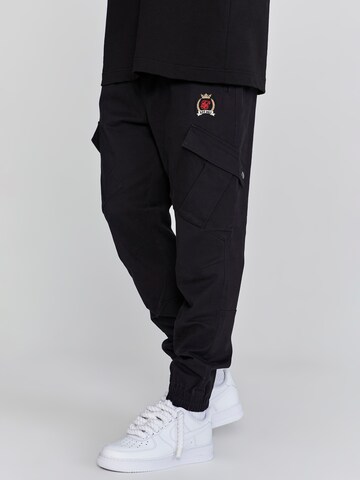Tapered Pantaloni cargo di SikSilk in nero: frontale
