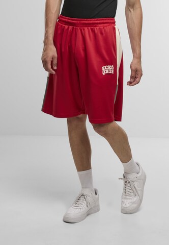Regular Pantaloni 'Drap' de la Ecko Unlimited pe roșu: față