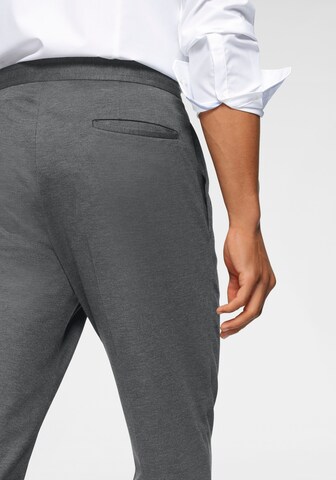 Slimfit Pantaloni 'Saturn 2-J' de la STRELLSON pe gri