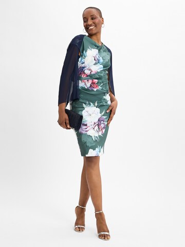 Robe fourreau SWING en vert : devant