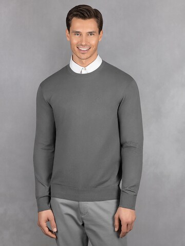 GIESSWEIN Pullover in Grau: Vorderseite