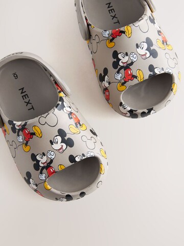 Chaussures ouvertes 'Mickey Mouse' Next en gris