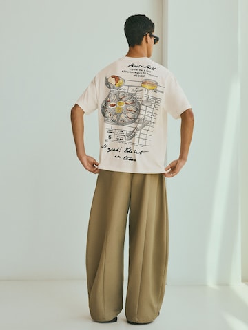 Tricou 'AFFOGATO/OSTRAS' de la Bershka pe alb