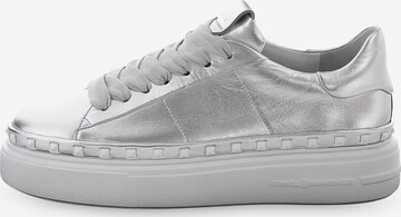 Kennel & Schmenger Sneakers laag ' HOT ' in Zilver: voorkant