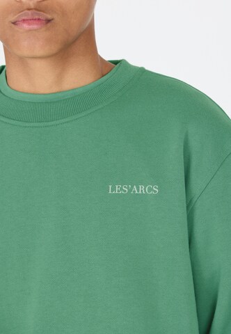 Les'Arcs Sweatshirt 'Deasach' in Groen
