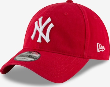 NEW ERA Hætte 'CLASSIC 2 0 NEYYAN' i rød: forside