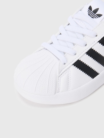 ADIDAS ORIGINALS Кроссовки 'Adifom Superstar 360' в Белый