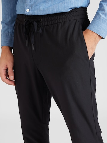 Coupe slim Pantalon fonctionnel 'GO' Dockers en noir