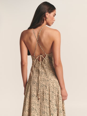 St MRLO Dress 'MIKA' in Beige