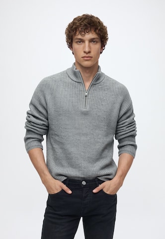 HOLLISTER Sweater in Grey