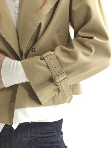 TorWeit Between-Seasons Coat 'Double-breasted cropped trench coat' in Green