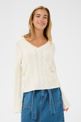 Kaffe Sweater in White: front